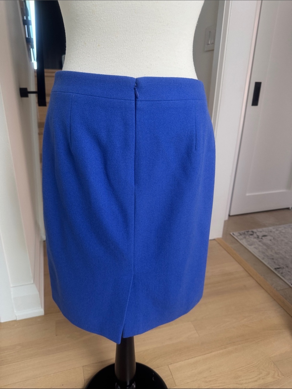 J.Crew The Pencil Skirt Blue Wool Size 6 - Picture 3 of 5